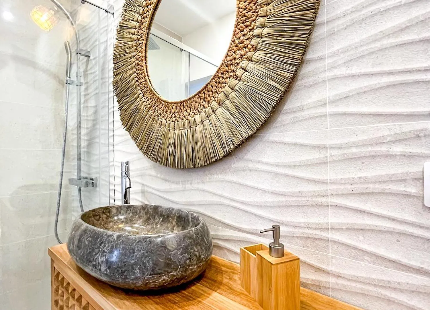 Affittacamere Chakra House Fuerteventura - Affordable Rooms In A Cozy Guesthouse Corralejo