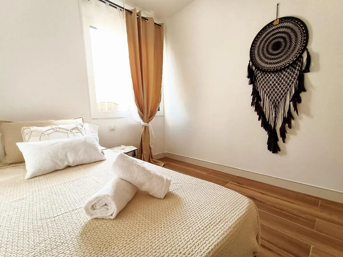 Chakra House Fuerteventura - Affordable Rooms In A Cozy Guesthouse Corralejo Gasthof