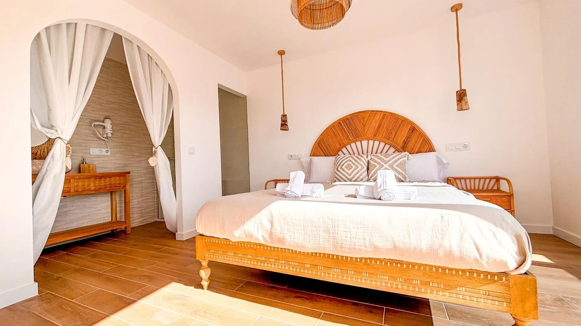 Chakra House Fuerteventura - Affordable Rooms In A Cozy Guesthouse Corralejo Gasthof